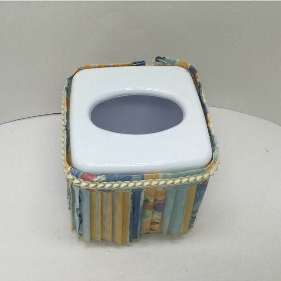 Vintage Discontinued Croscill Fiesta Tissue Box Cover Hand Made - Picture 3 of 7